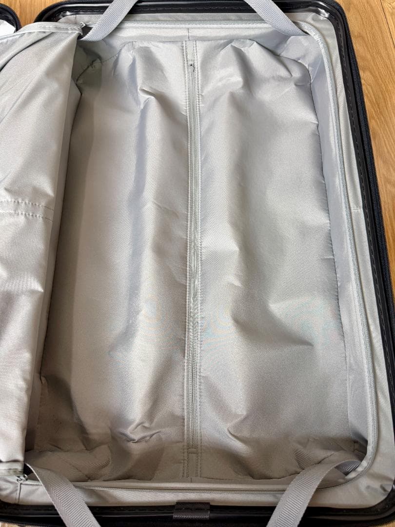 無印良品 キャリーケース バーを自由に調節できる ハード スーツケース 72L