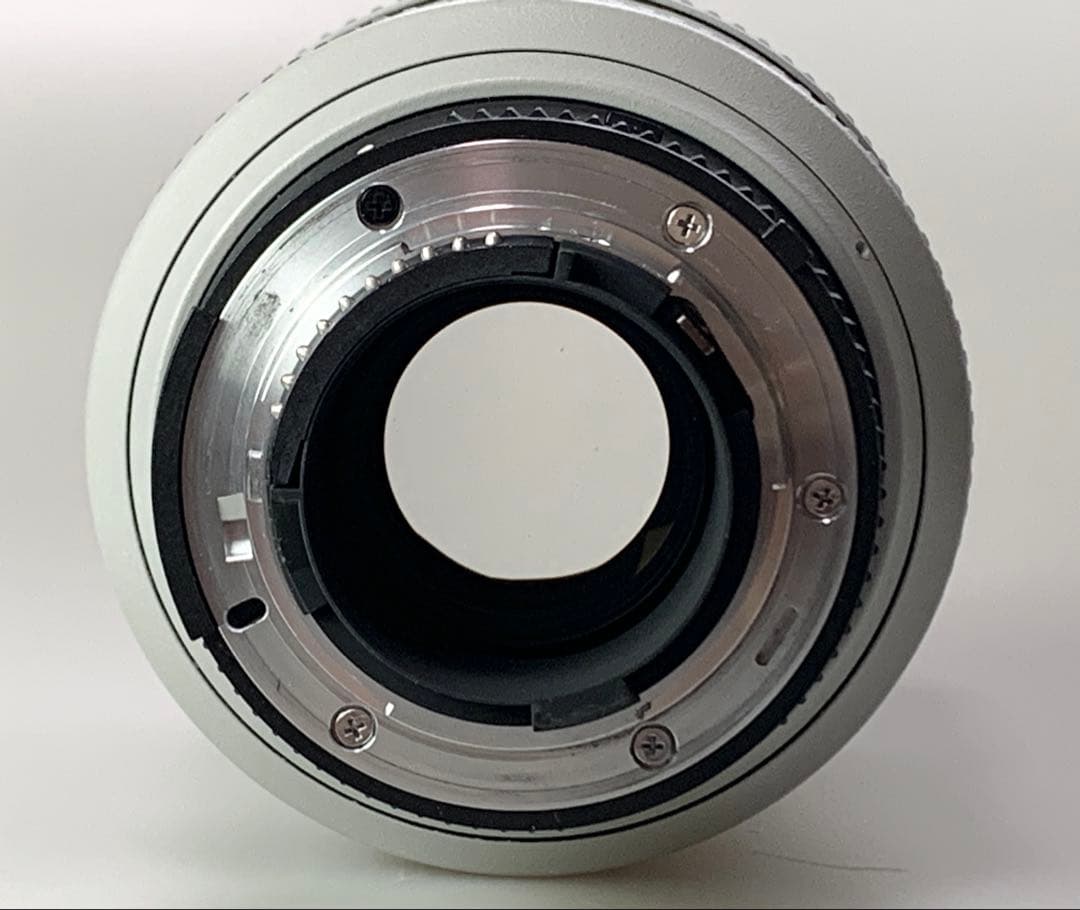 Nikon F5, f2.8 28mm-70mm, 80mm-200mm セット