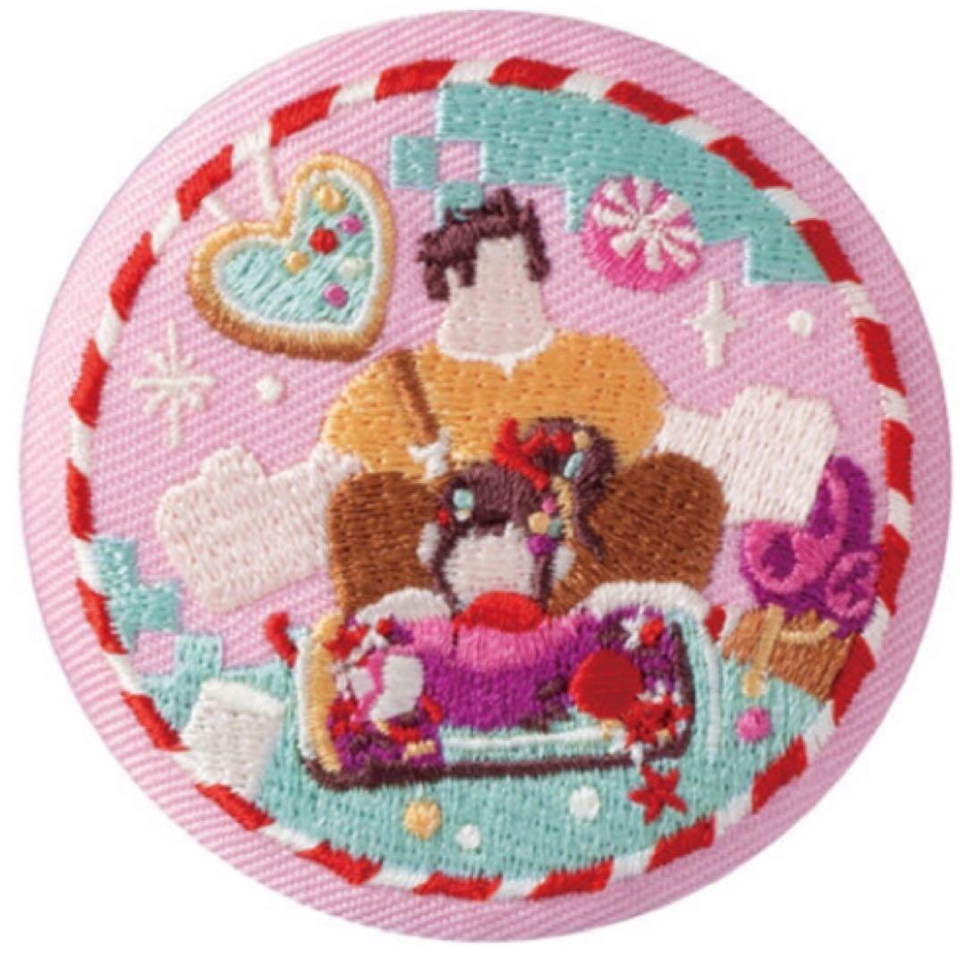 Disney Characters【シュガー・ラッシュ】刺繍缶バッジ★ビスケット