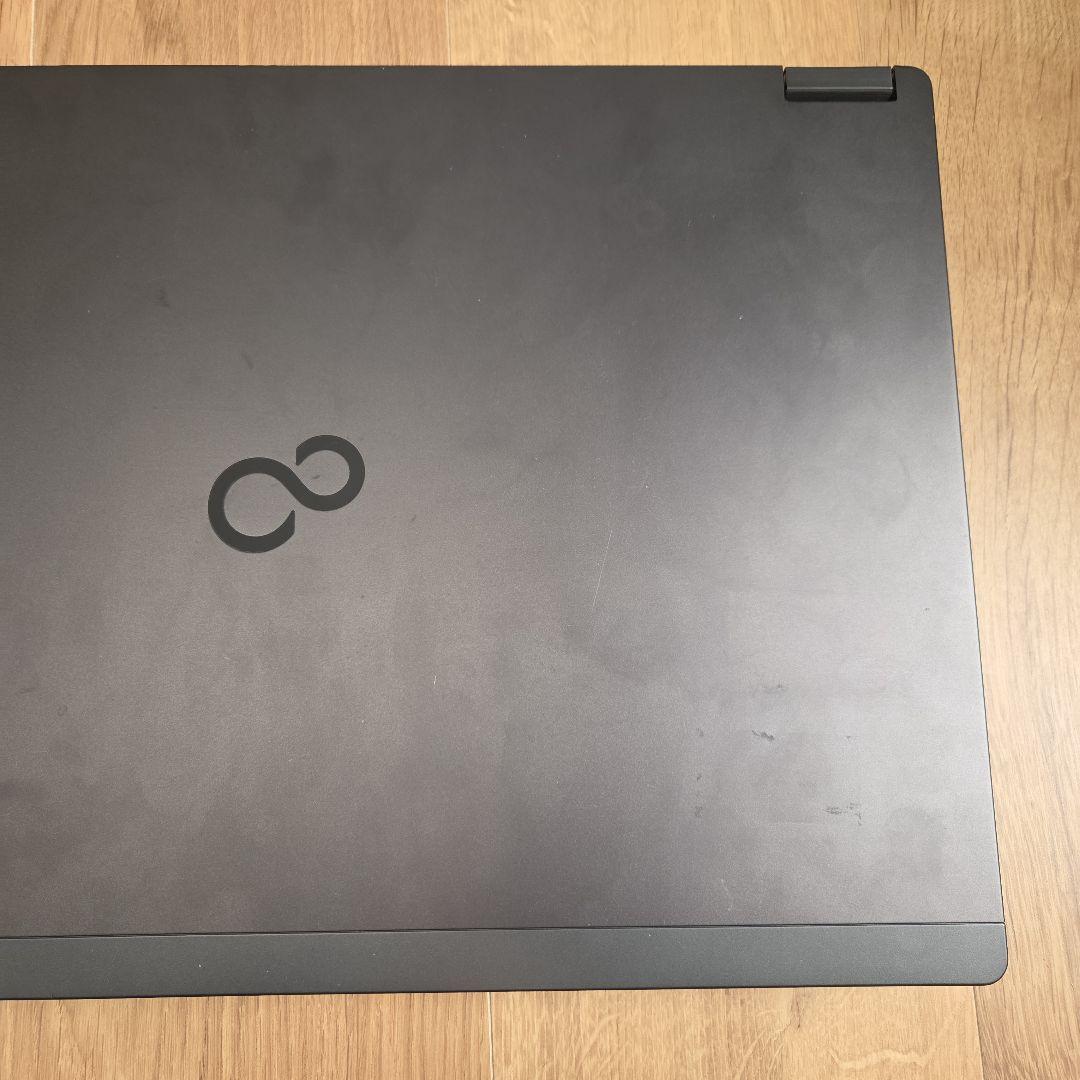 Fujitsu CELSIUS 17インチ H970 i5 mem 16GB