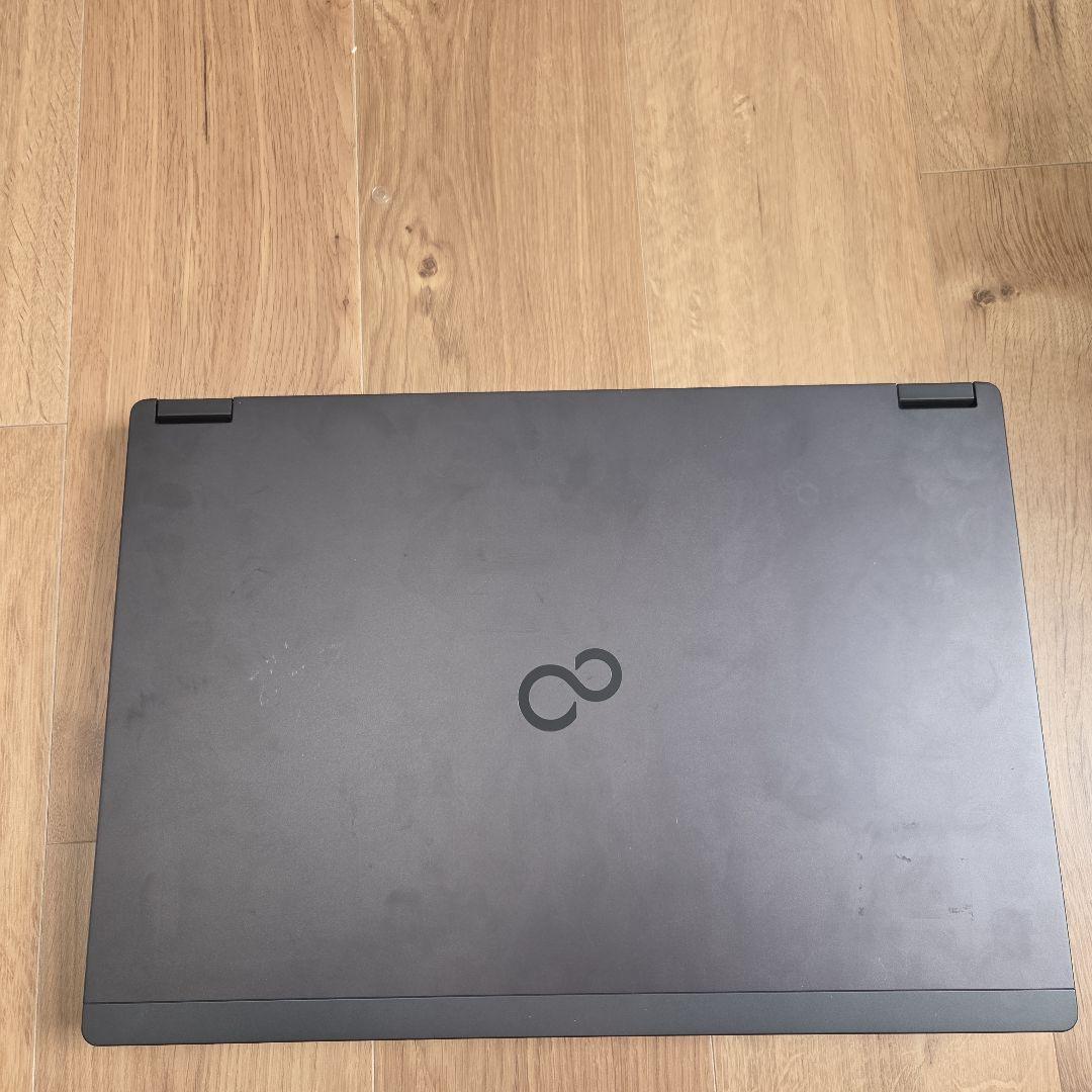 Fujitsu CELSIUS 17インチ H970 i5 mem 16GB