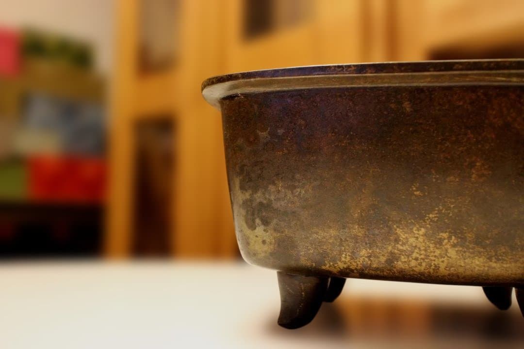 唐物　宣徳銅　宝雲銘 四方香炉 状態良好