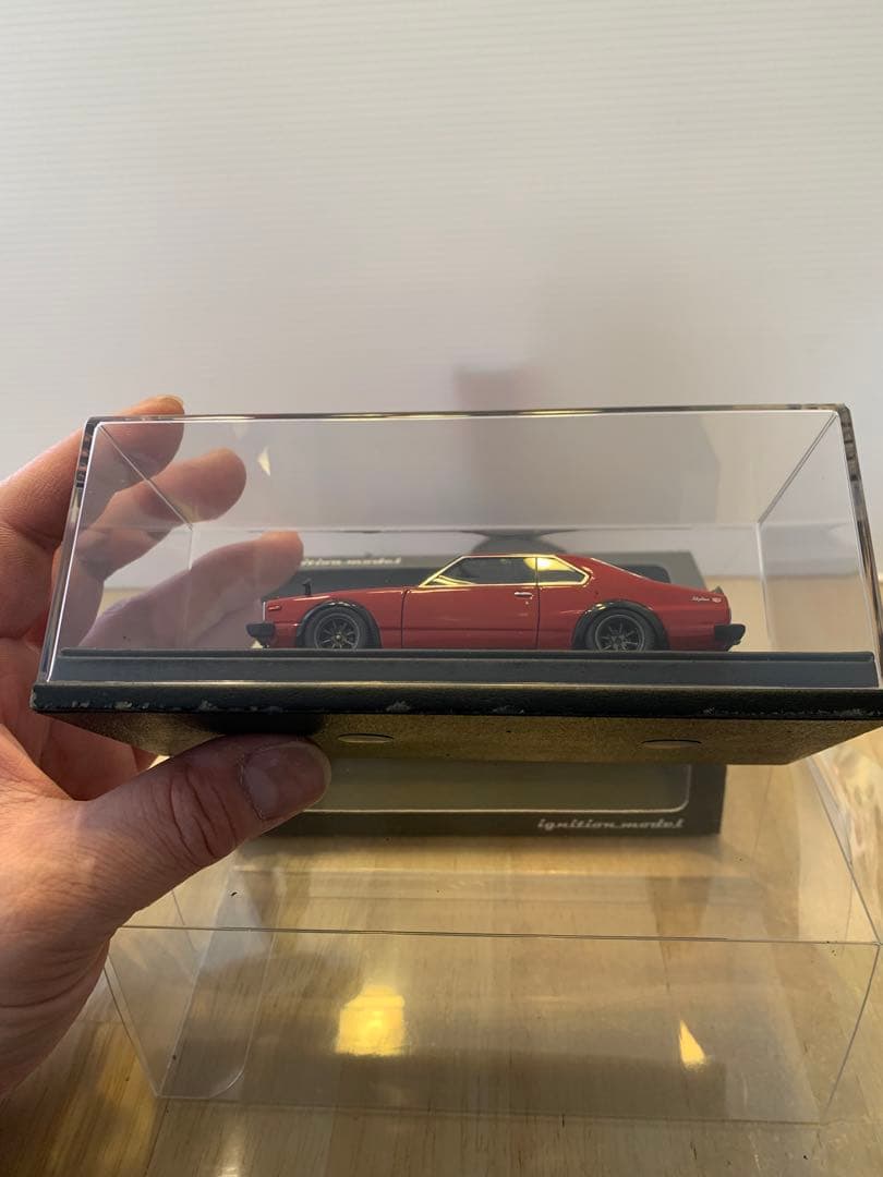 イグニッションモデル1/43 スカイライン 2000GT-ES C210 レッド