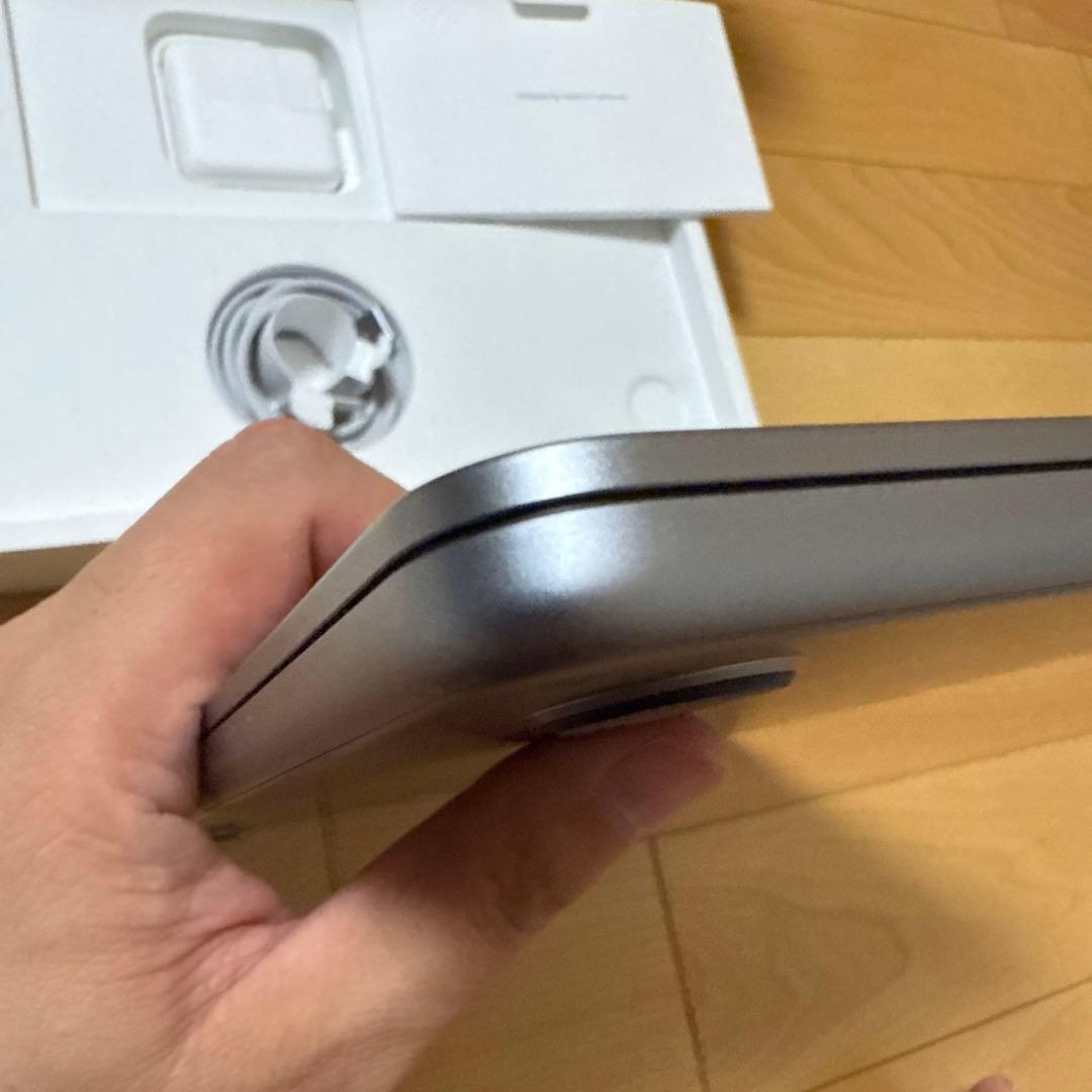 【美品】MacBook Air M2 スペースグレイ バッテリ容量100%