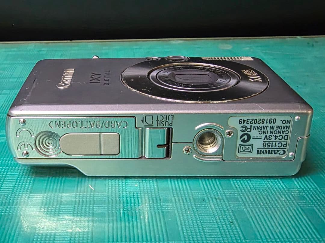 Canon IXY DIGITAL 60 シルバー オールドコンデジ