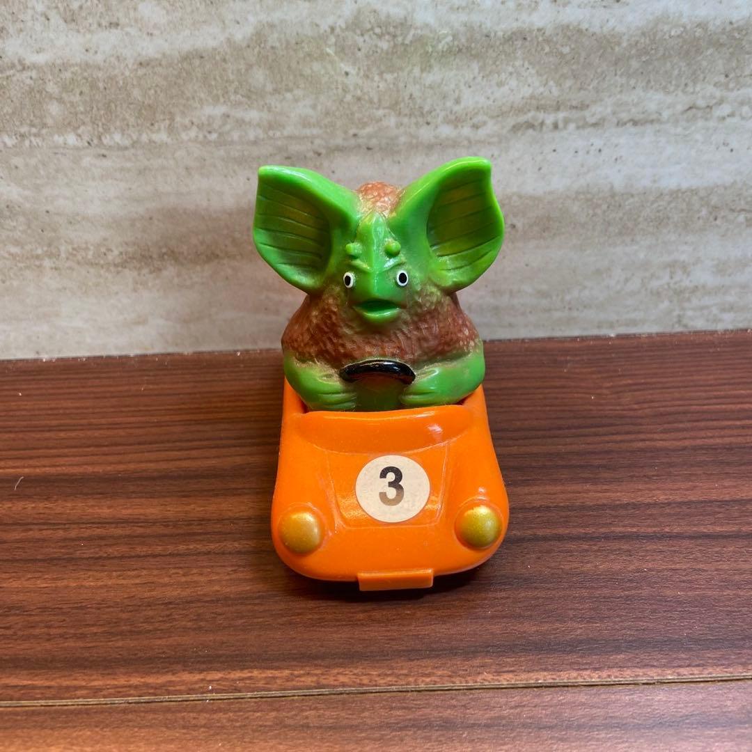 トイグラフ 怪獣レーサー イカルス星人 ソフビ 5373