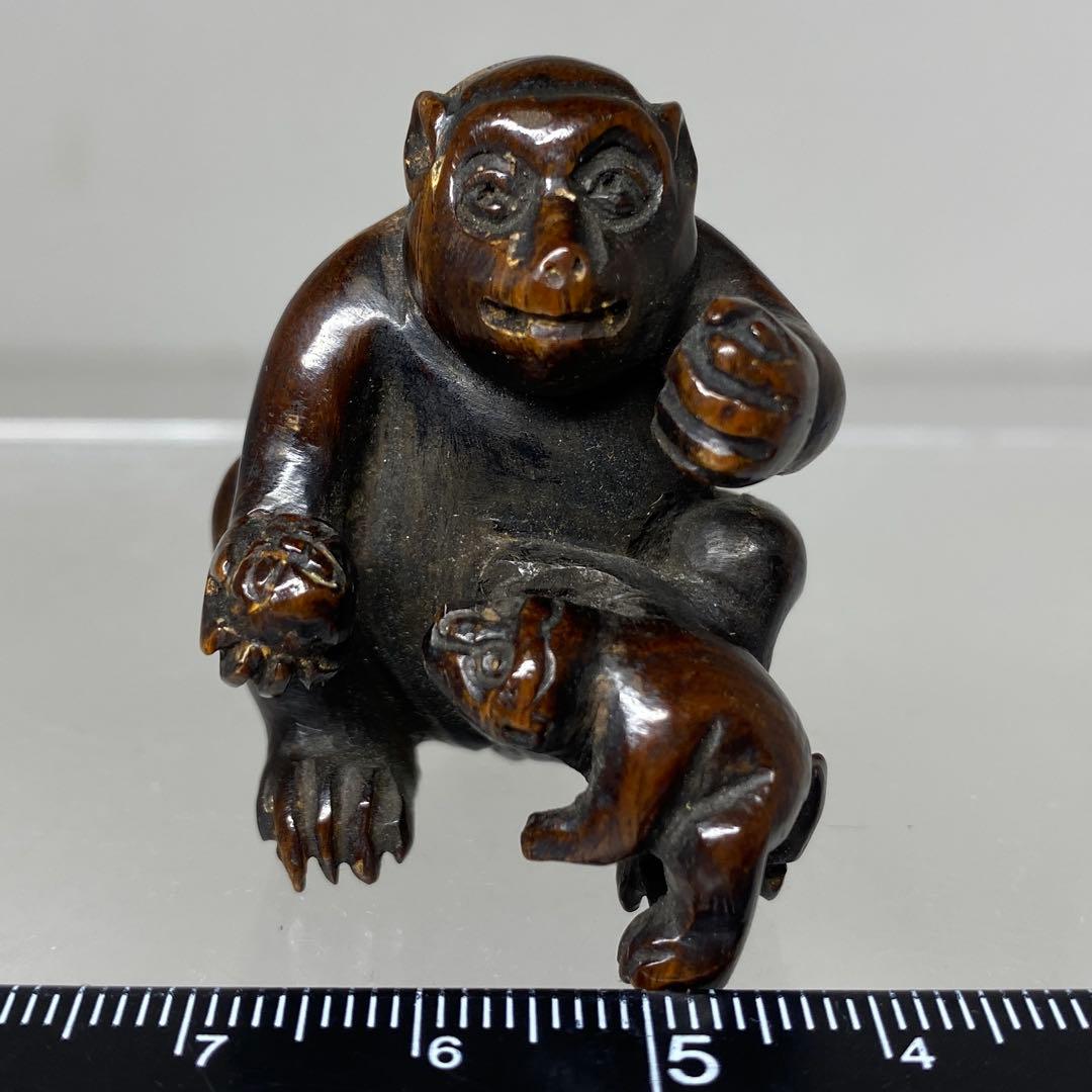 時代　木彫　猿　根付　20g 東N7-0929ア㉟