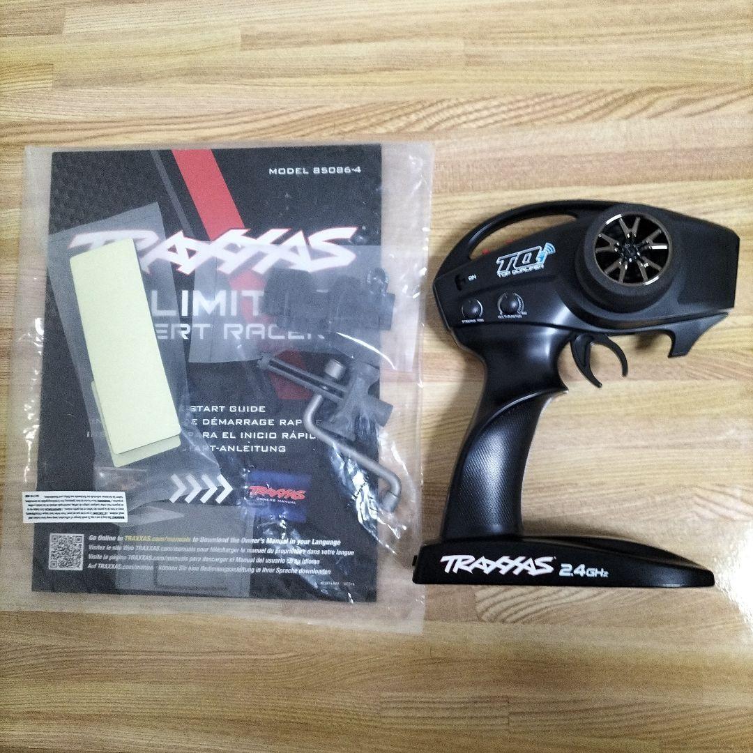 TRAXXAS UDR 1/8スケール　未使用