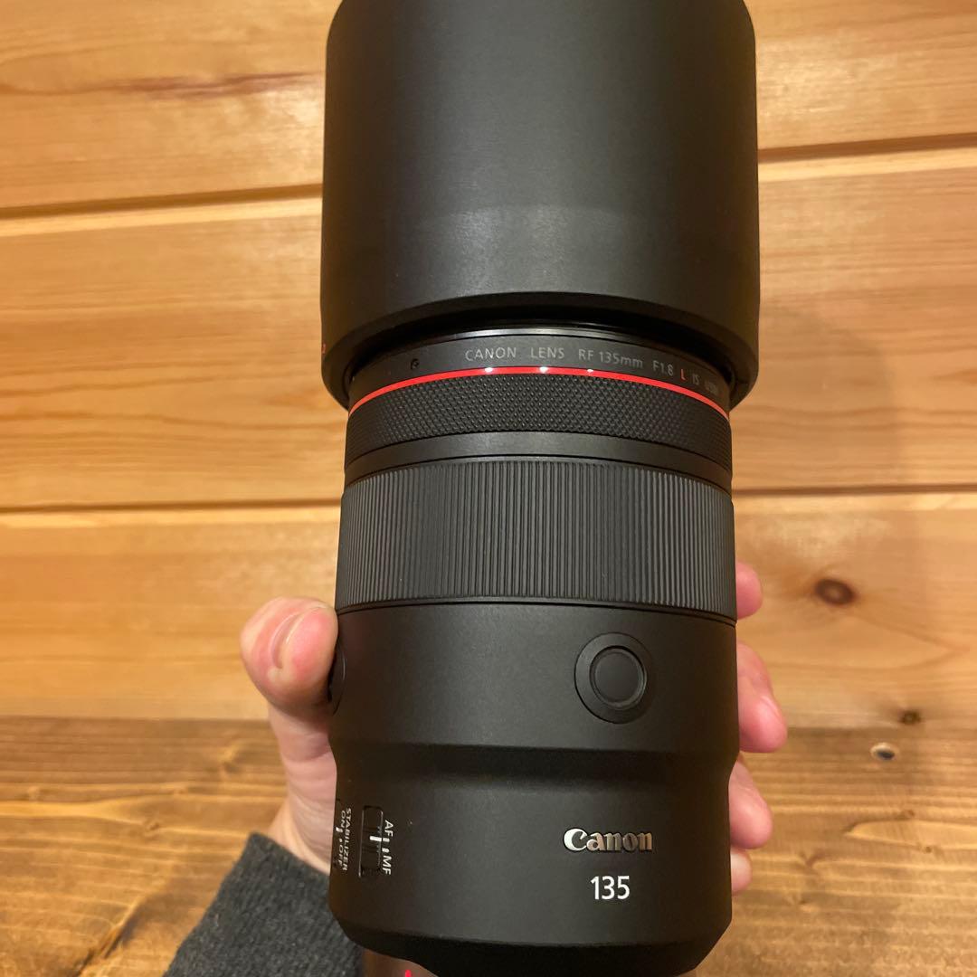 【極上美品】Canon RF 135mm f1.8 L IS USM(おまけ付)