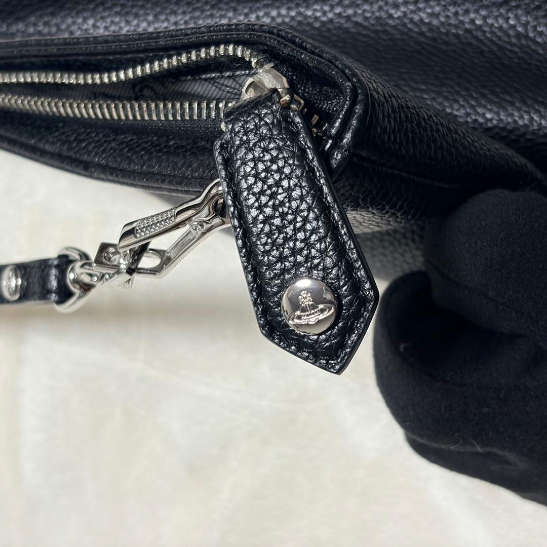 ヴィヴィアン　ショルダーバッグ　ブラック