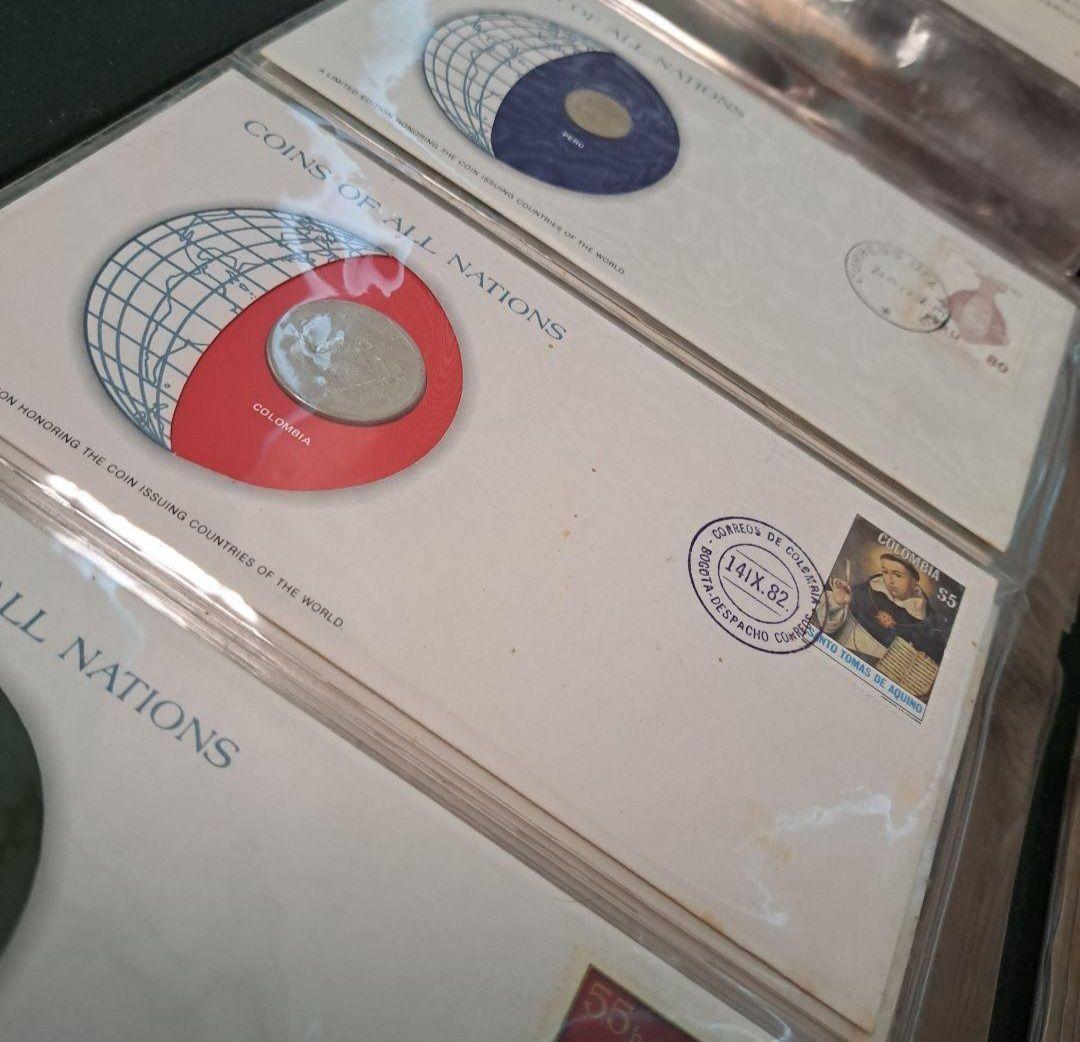 COINS　OF　ALL　NATIONS　世界の国々の　ファイル2冊