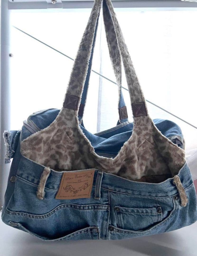 ルシアンエサヨ⭐リデューキャリージャガーカプチーノ