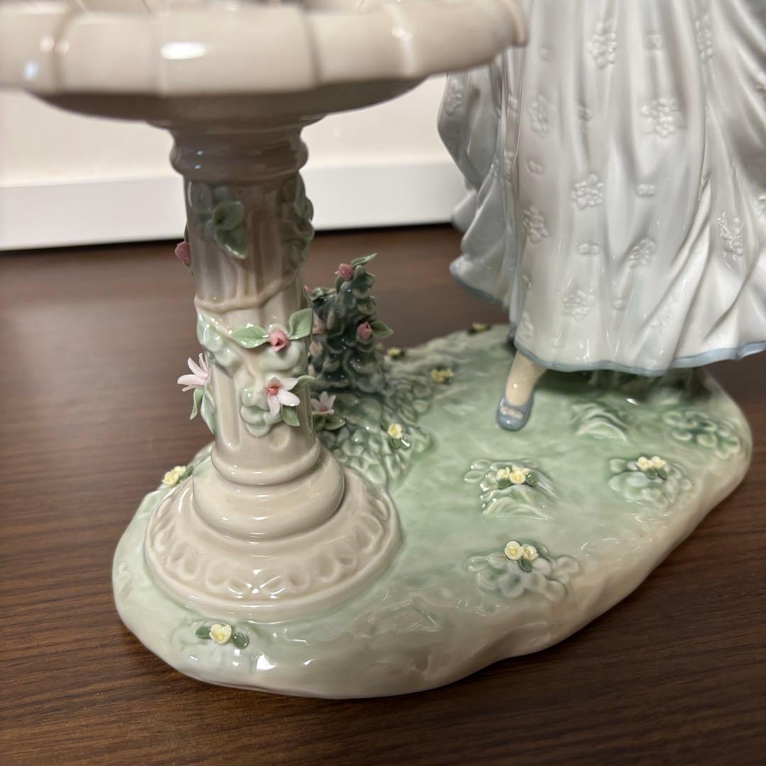 【美品】リヤドロ　春を告げる小鳥たち