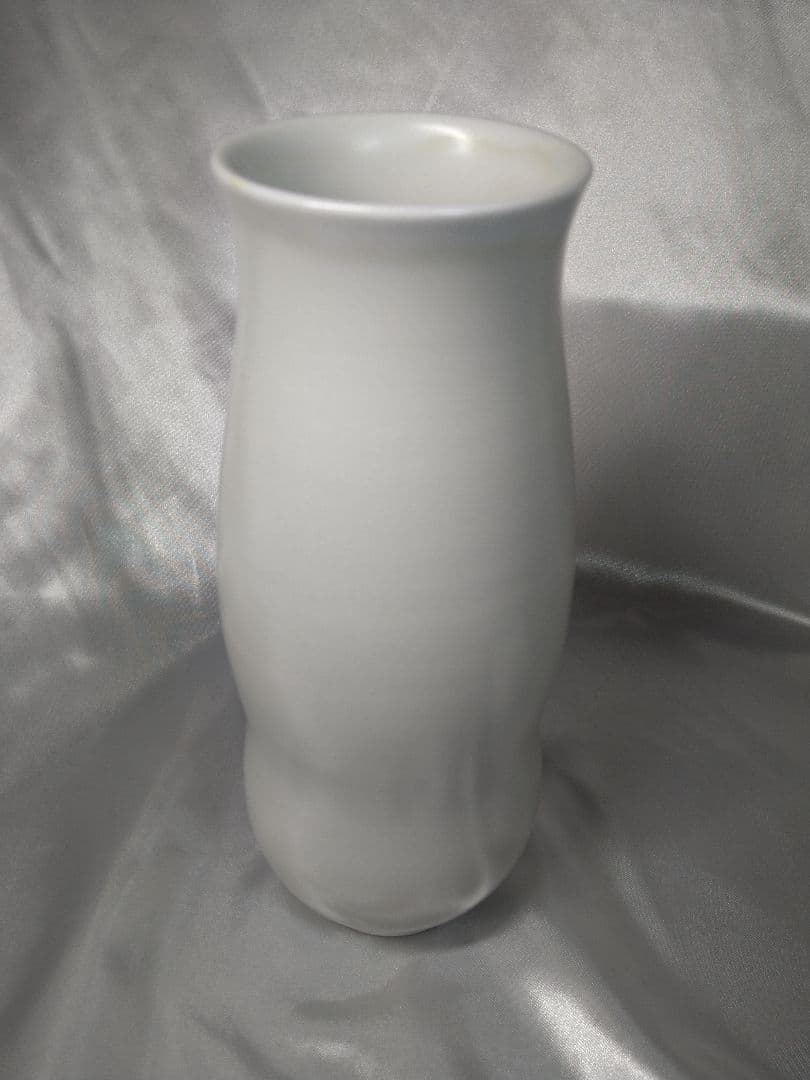 三代永澤永信 出石焼 永信窯 雪華釉 白磁 花器 花瓶 花入 美品