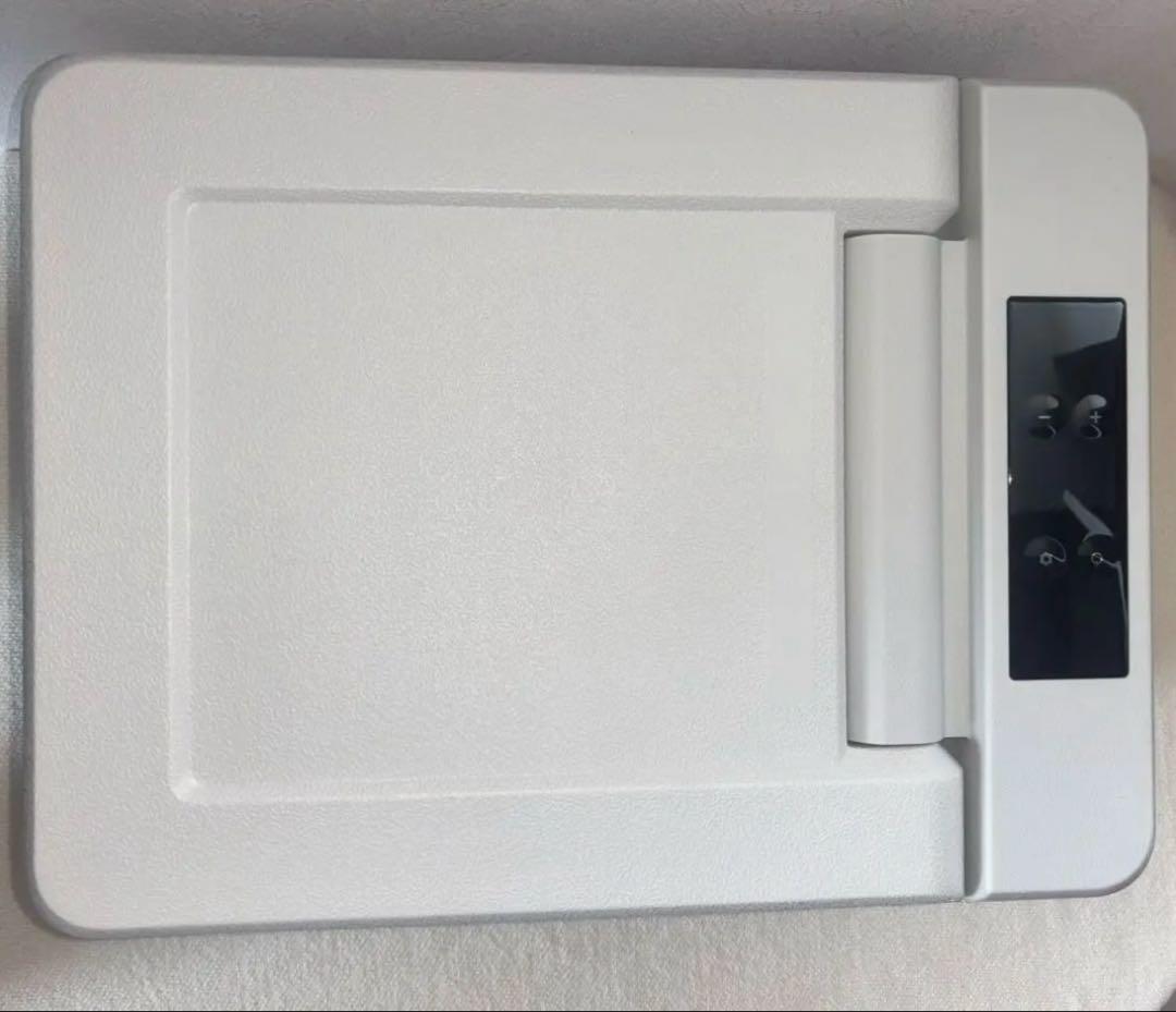 ベルソス 車載用 冷蔵冷凍庫9L 【VS-CB009】AC/DC対応 ホワイト