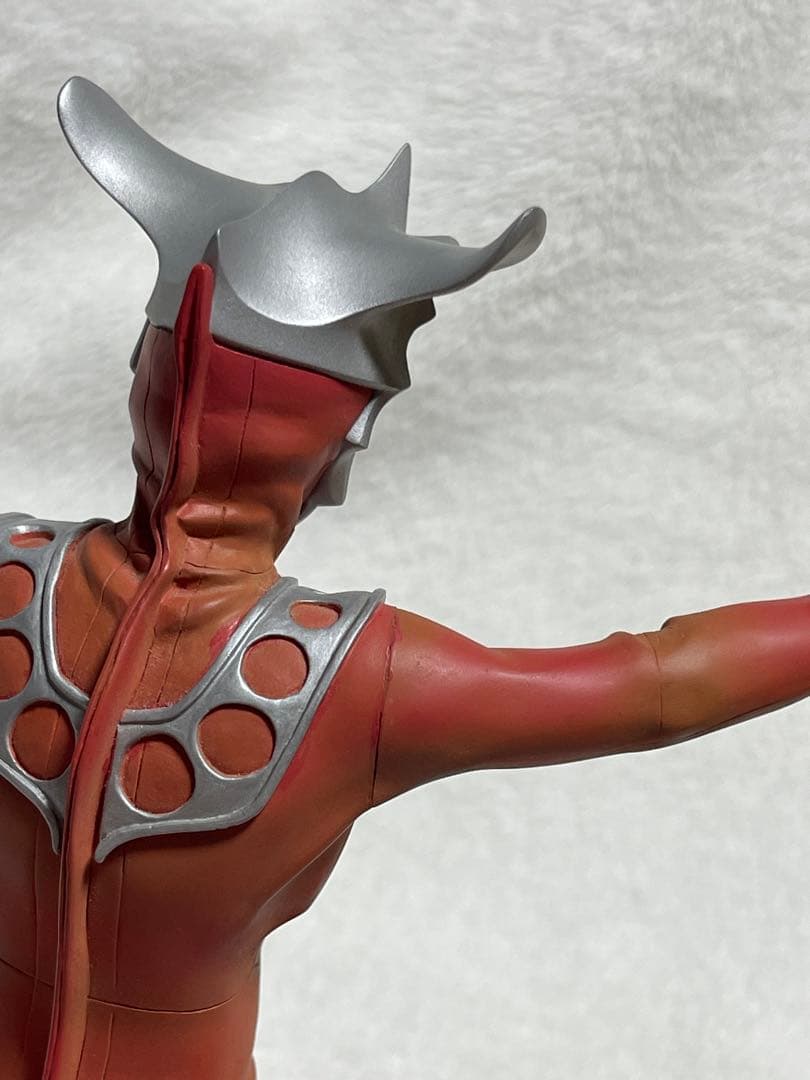 大怪獣シリーズ　リアルマスターコレクション　ウルトラマンレオ