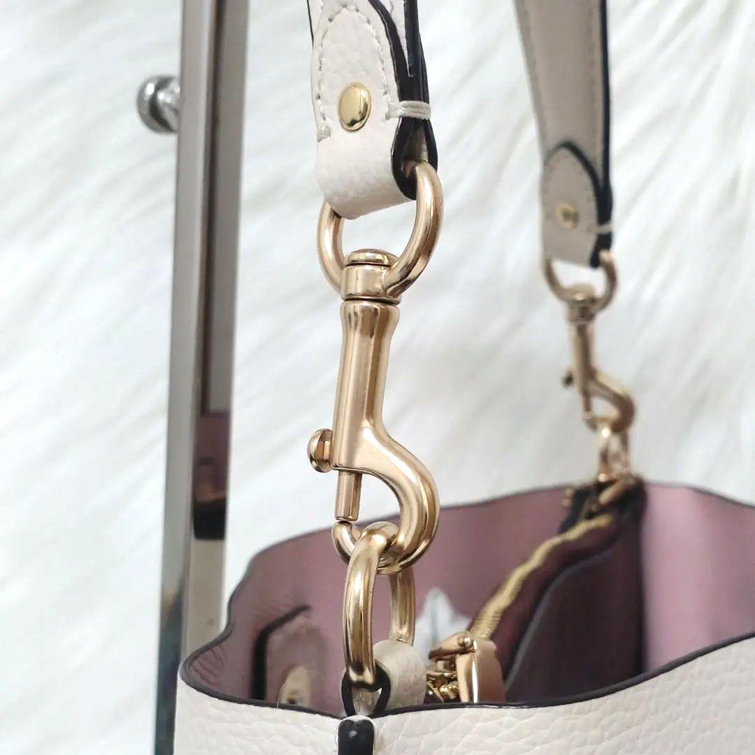 極美品✨COACH コーチ モリー バケットバッグ ハンドバッグ 白