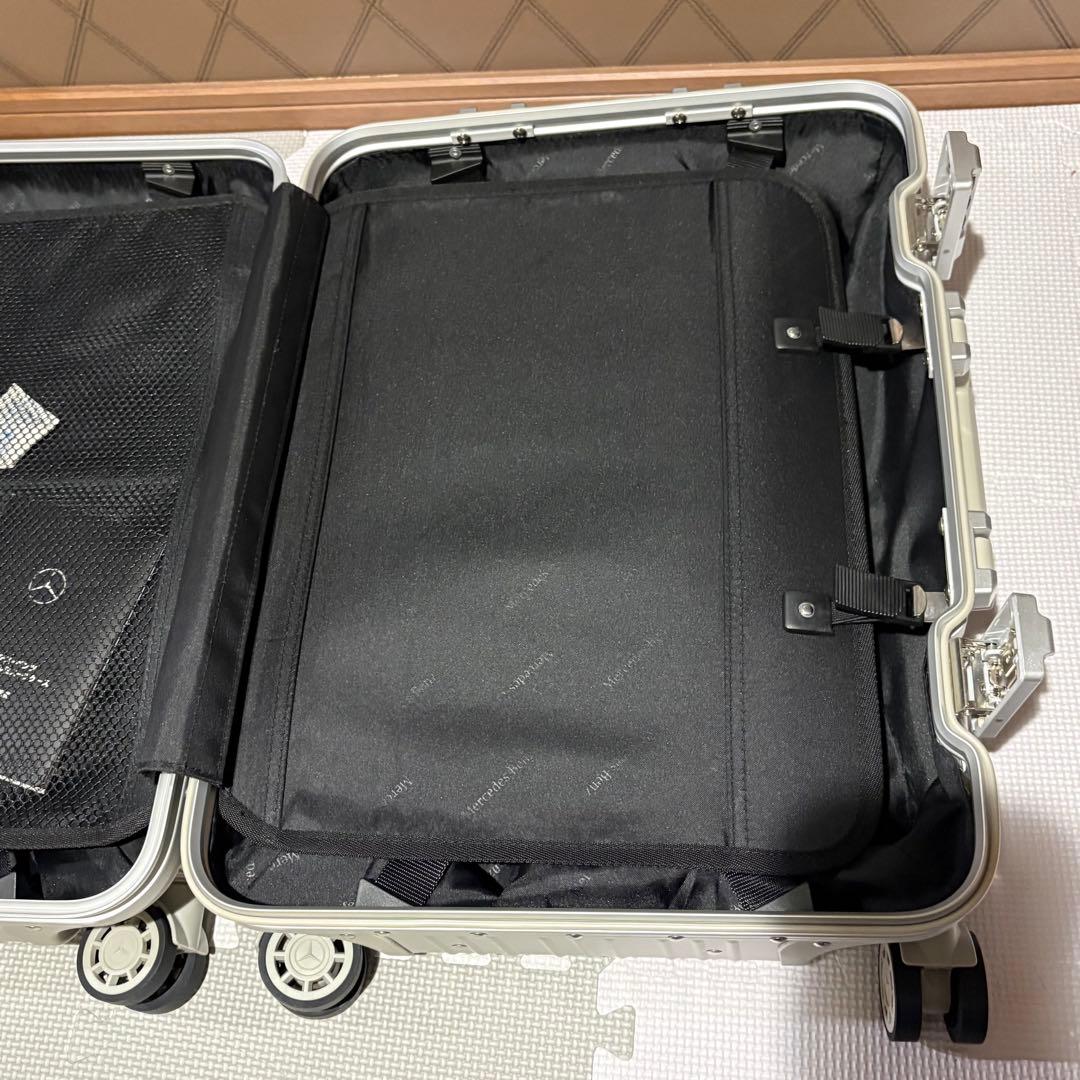 【未使用】Mercedes-Benz アルミニウムキャリーケース 32L