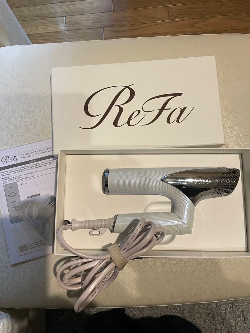ジャンク品　ReFa ドライヤー ホワイト