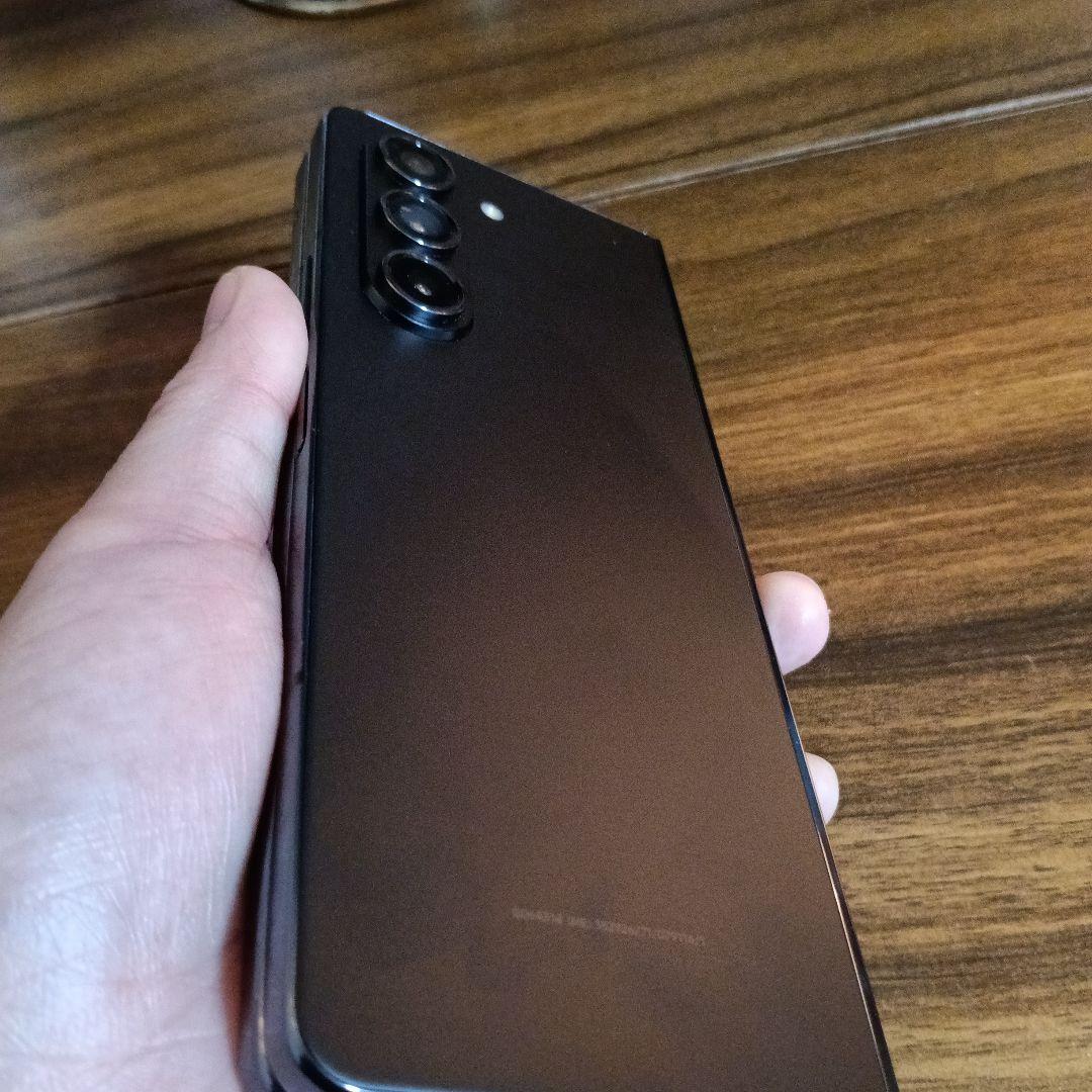 スマートフォン本体 Galaxy Z Fold5 (RAM12GB ROM256GB)