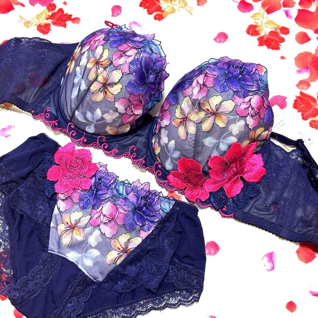 ち*み様 サルート　ブラジャーショーツセット