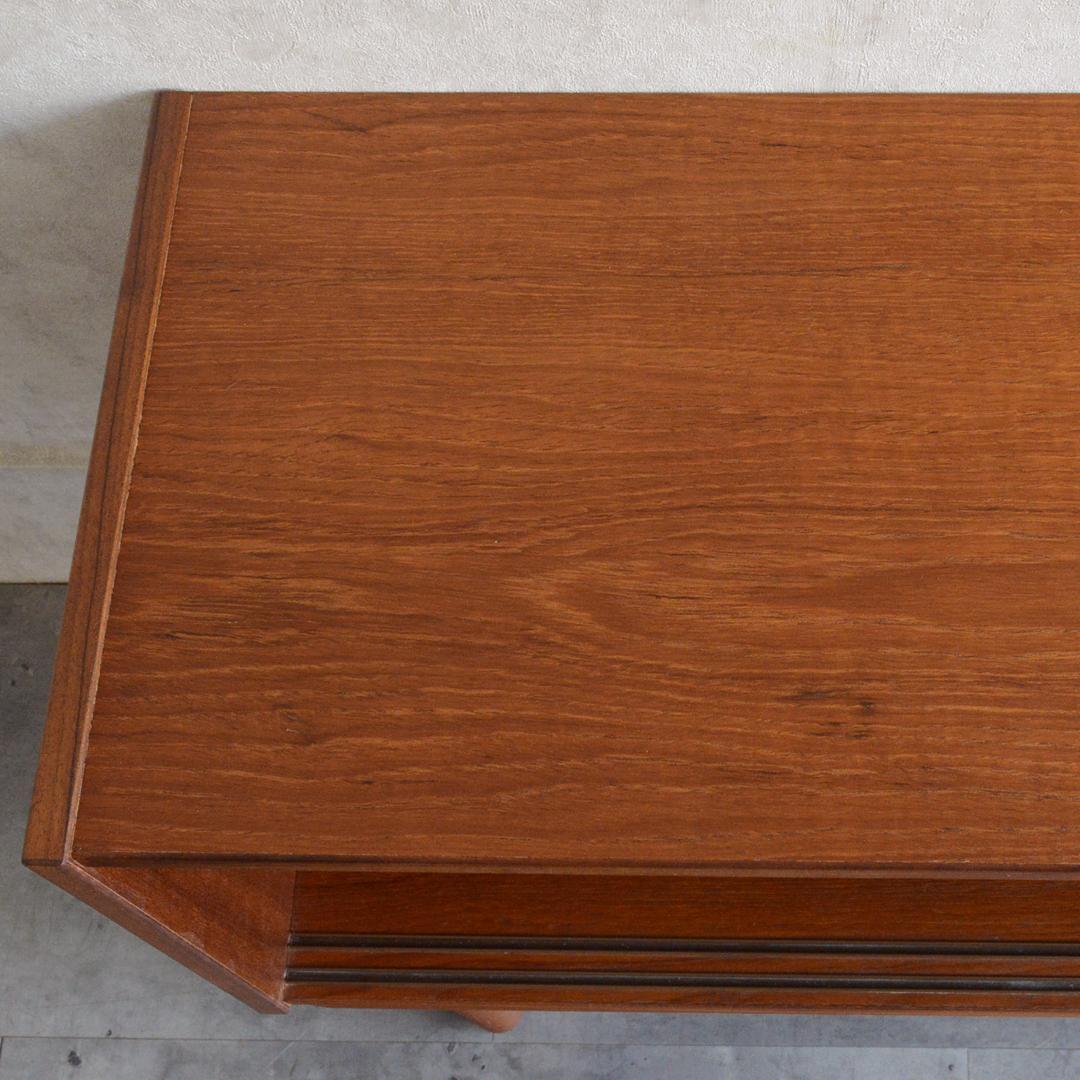 デンマーク 北欧ヴィンテージ チーク ガラスキャビネット 北欧家具 ショーケース