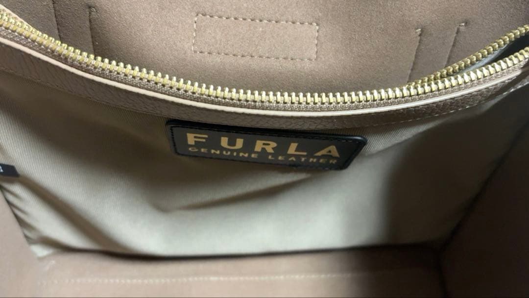 【値下げ】FURLAベージュ レザートートバッグ