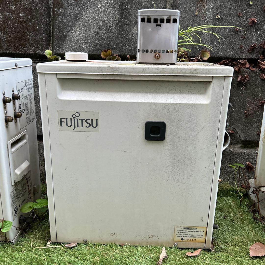 ① 富士通 温水ルームヒーター KB-64CS 室外機 ホットマン