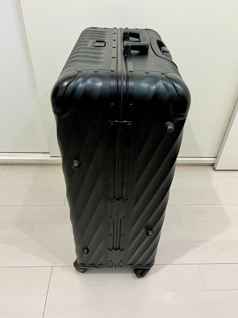 TUMI 19 DEGREE ALUMINUM キャリーケース 84L