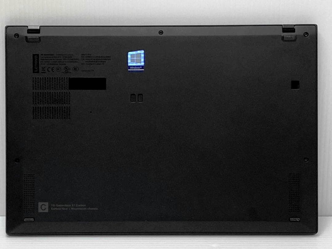 ほぼ新品 使用28h 第8世代Core i7 X1 Carbon Gen7