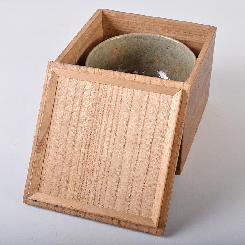 朝鮮美術　李朝　高麗青磁　茶碗　時代箱付　M　R8402