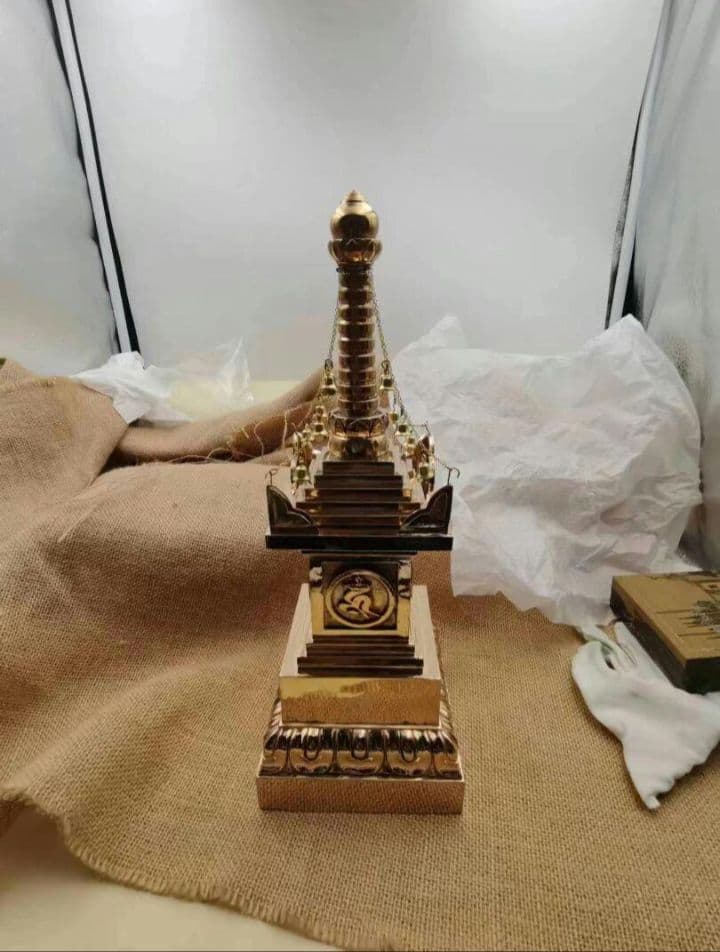 【修縁堂】密教法具 宝篋印塔 仏教美術 弘法大師 真鍮製vajra29cm