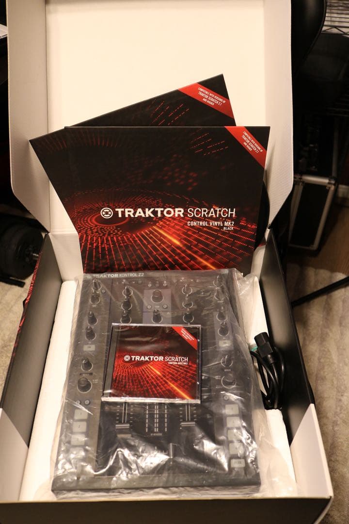 R*n様 TRAKTOR KONTROL Z2 DJコントローラー