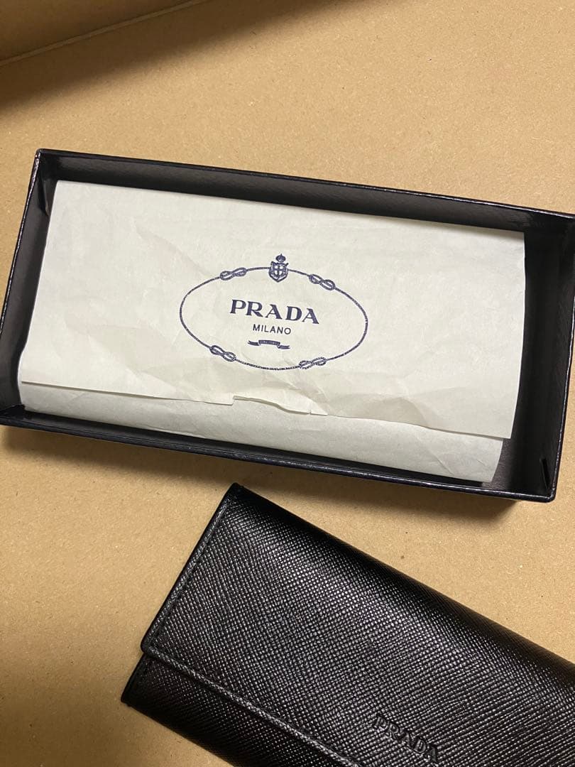 新品保管品　プラダ　キーケース