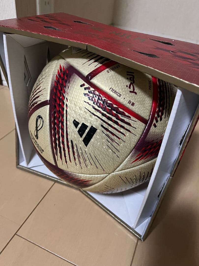 adidas 2022カタールワールドカップ決勝公式試合球 アルヒルム　値下げ⭕️