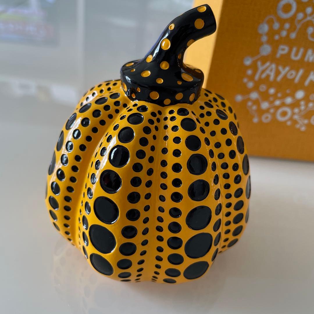 美品　草間彌生 カボチャオブジェ・ペーパーウエイト黄色