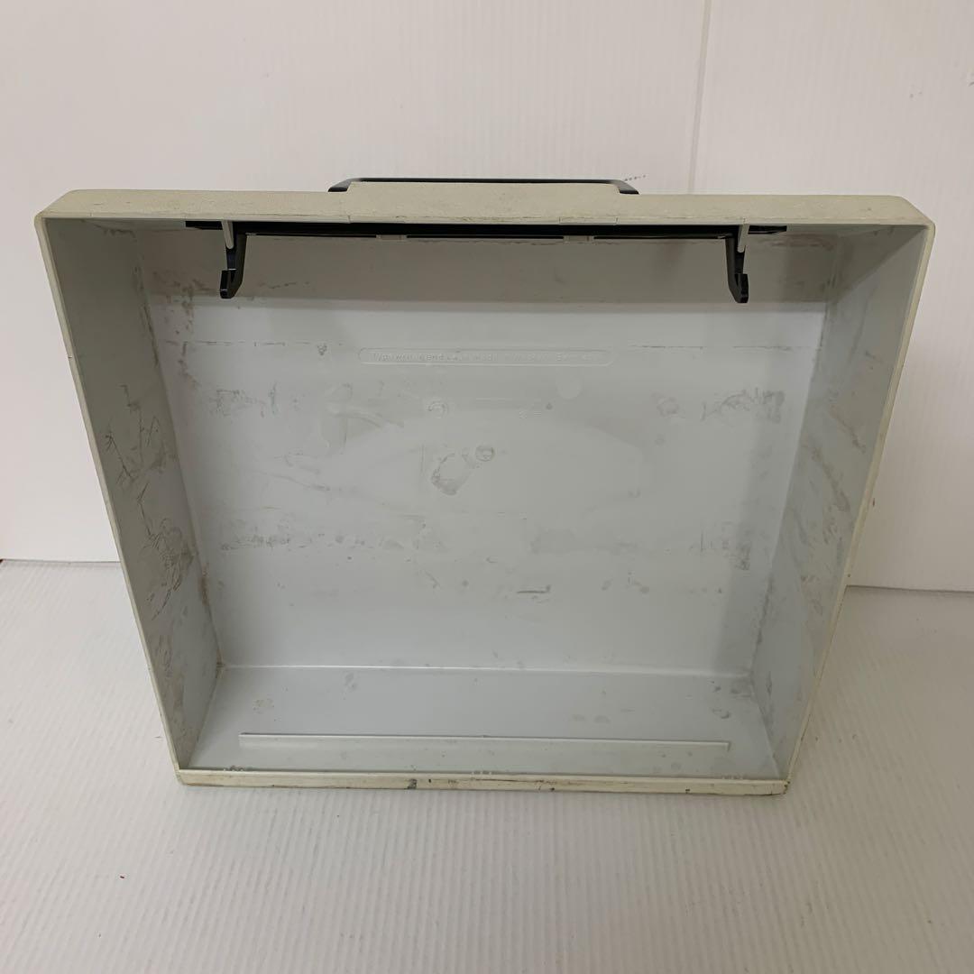 【未使用保管品】　タイプライター　OLYMPIA M70411-1