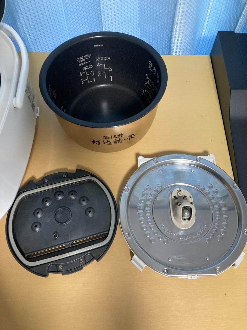 ★日立 圧力スチーム炊きIHジャー炊飯器5.5合炊きRZ-TS102M 19年製