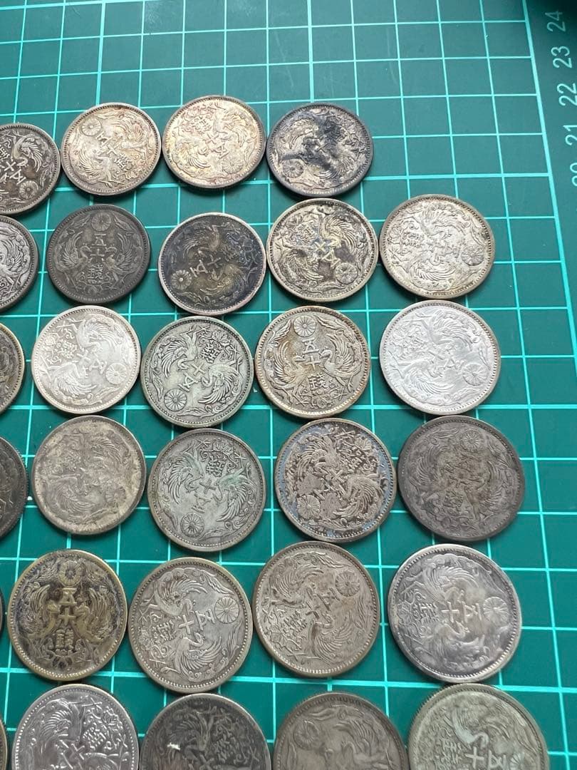 日本銀貨　小型50銭銀貨 50枚まとめロット