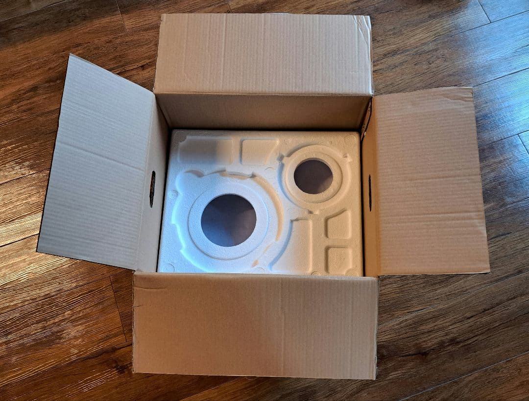 【美品】アイリスオーヤマ 電子レンジ KMB-F186-W 2023年製造