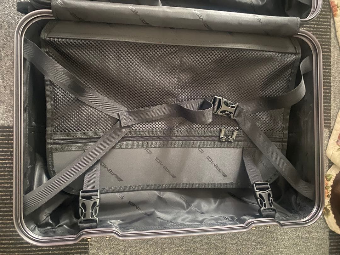 非売品 新品未使用AMG ダークグレー キャリーケース 33L