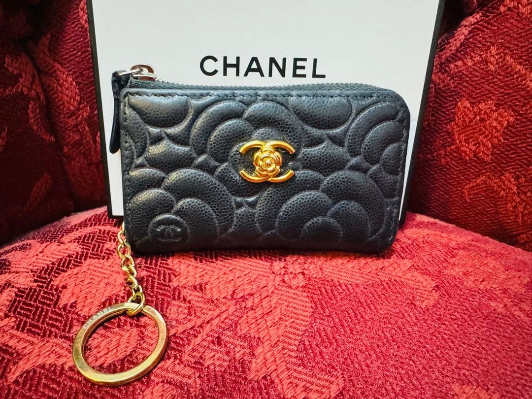 美品✨CHANEL カメリア キーケース　黒　ブラック　ゴールド　レア