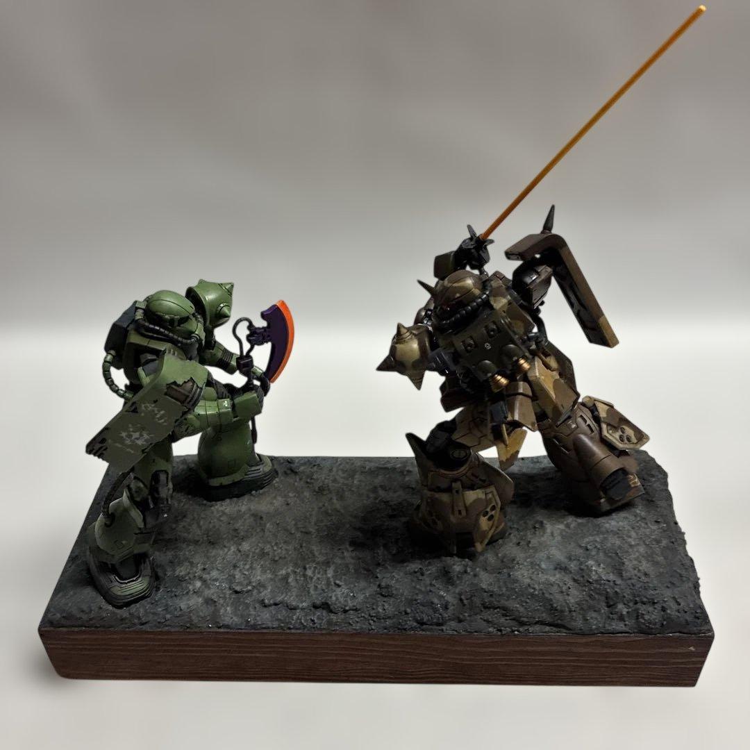 HG 1/144ククルス・ドアンザク VS 高機動型ザクエグベ機 完成品ジオラマ
