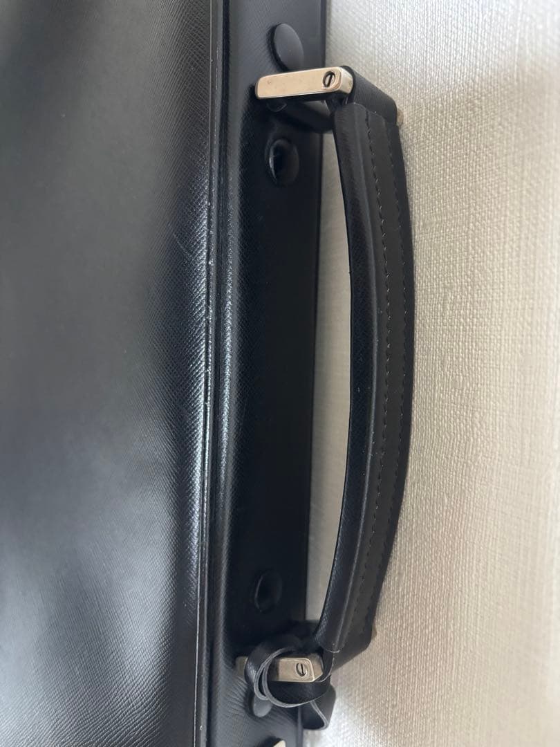 【鍵付き南京錠】PRADA ビジネスバッグ 三角ロゴ サフィアーノレザー メンズ