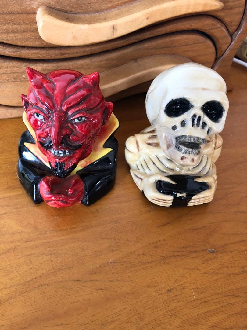 ビンテージ　デビル 悪魔　レッドデビル weirdo スカル　モンスター