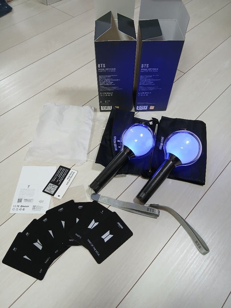 BTS 防弾少年団　アミボム　バージョン4 se　2本セット　写真のもののみです