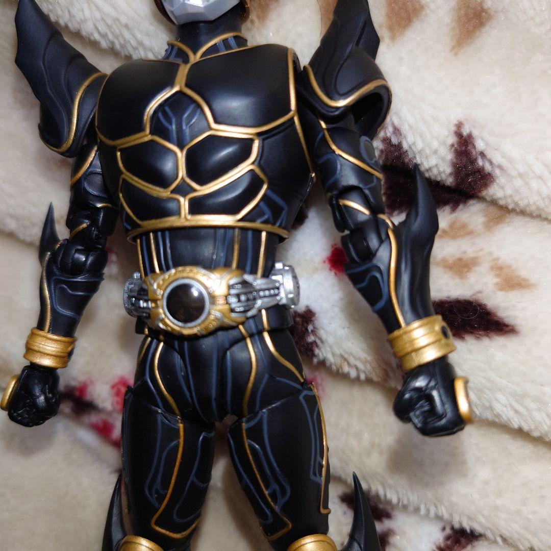 真骨彫　仮面ライダークウガ　アルティメットフォーム&発光頭部ver.2　カスタム