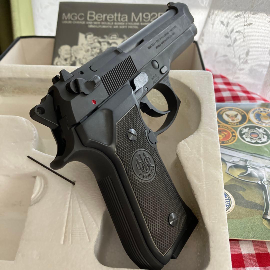 MGC Beretta M92 エアガン