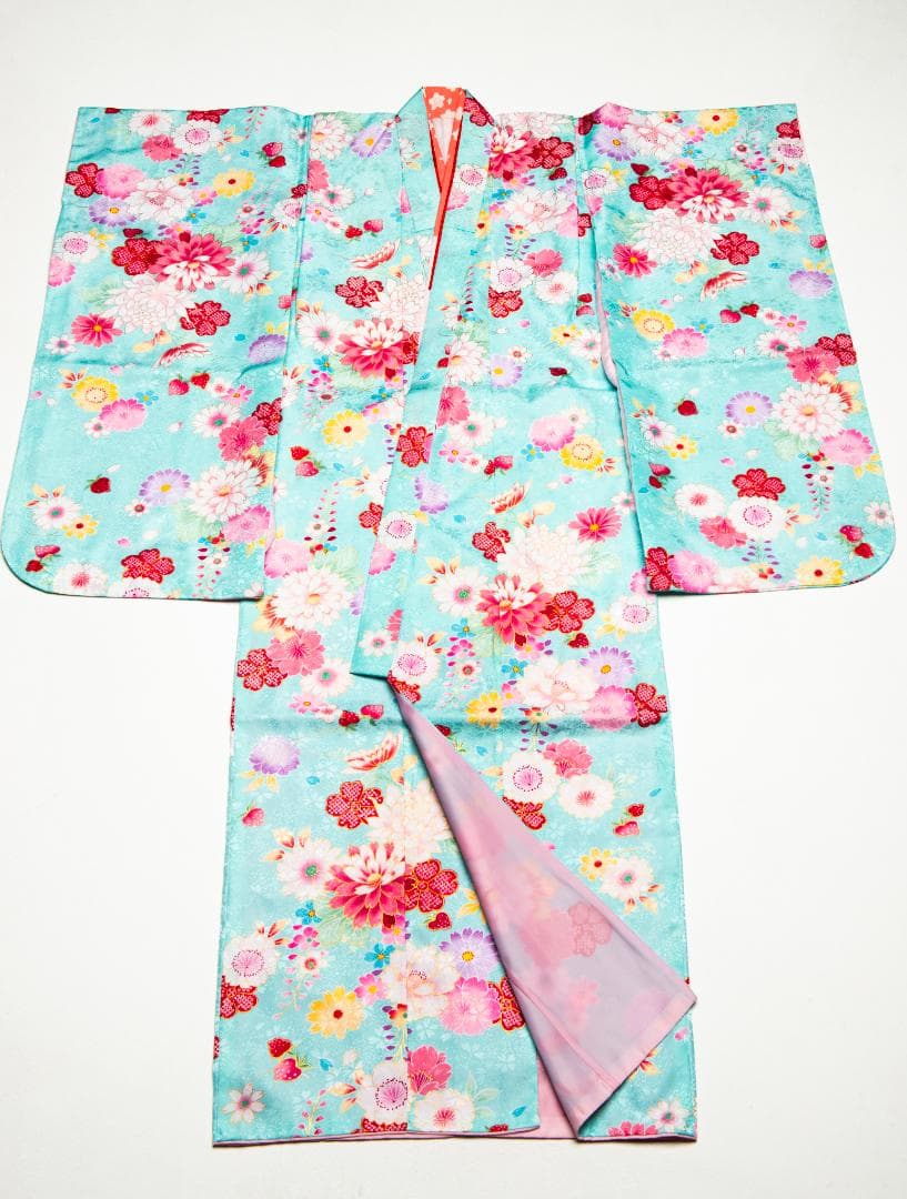 七五三美品　振袖　 7歳四つ身　ティファニーブルーみたいな水色　 長襦袢 セット