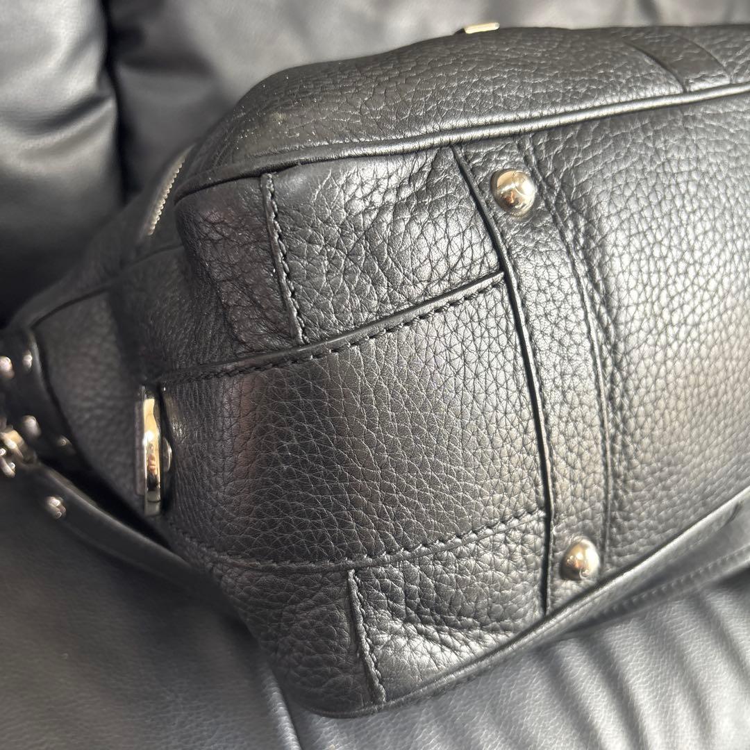 美品TOD'S レディースショルダーバッグ　ワンショルダーバッグ